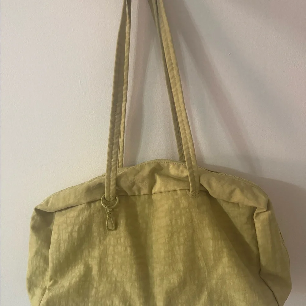BAGGU Medium Bowler in Butter (Limited Color) EUC - Picture 2 of 3
